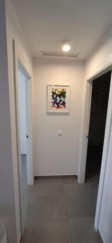 1 slaapkamer Flat te koop in Valencia stad met zwembad garage - € 299.000 (Ref: 10026266)