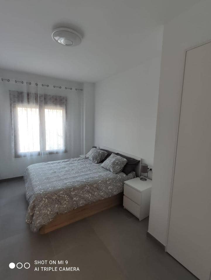 1 slaapkamer Flat te koop in Valencia stad met zwembad garage - € 299.000 (Ref: 10026266)