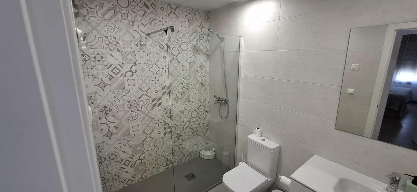 1 slaapkamer Flat te koop in Valencia stad met zwembad garage - € 299.000 (Ref: 10026266)