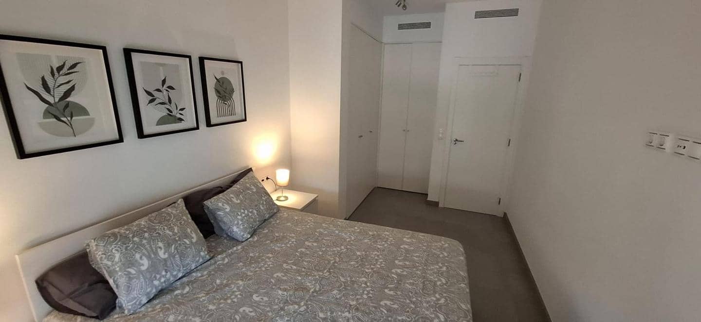 1 slaapkamer Flat te koop in Valencia stad met zwembad garage - € 299.000 (Ref: 10026266)