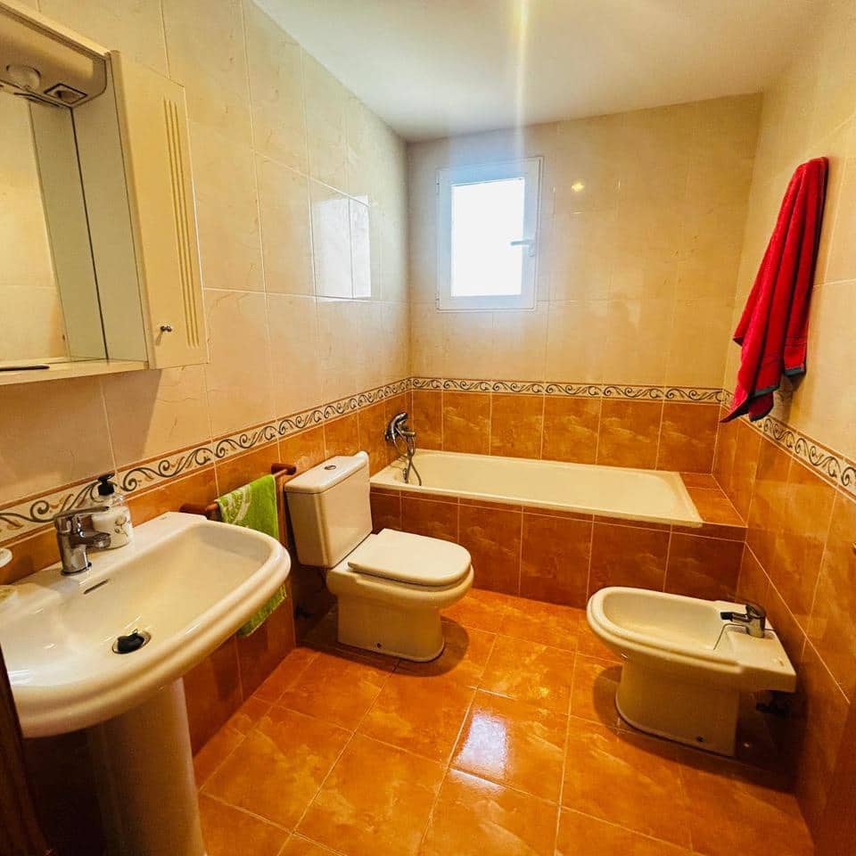 3 soveværelse Lejlighed til leje i Valencia by - € 1.500 (Ref: 10033260)