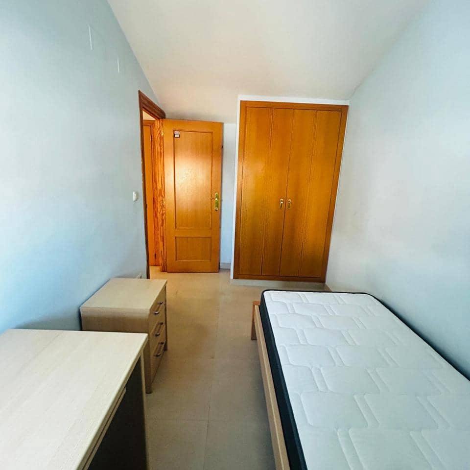 3 soveværelse Lejlighed til leje i Valencia by - € 1.500 (Ref: 10033260)