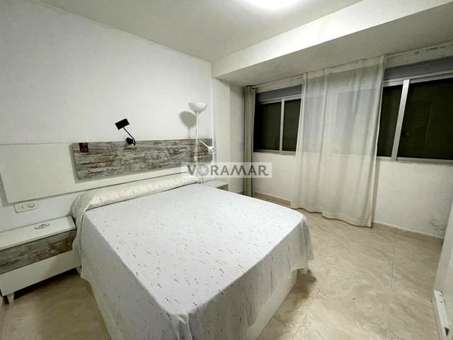 Piso de 2 habitaciones en La Malva-Rosa, València ciudad en alquiler - 1.100 € (Ref: 10048556)