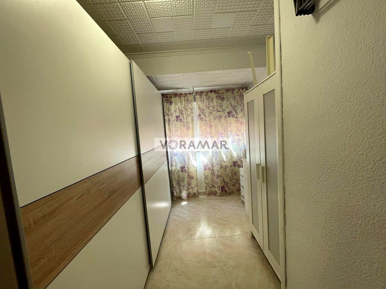 Piso de 2 habitaciones en València ciudad en alquiler - 1.100 € (Ref: 10048556)