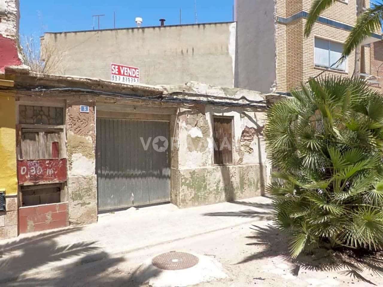 Grunde uden byggetilladelser til salg i Meliana - € 210.000 (Ref: 2986062)