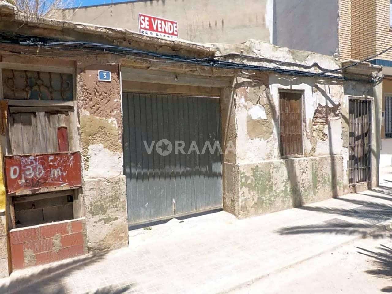 Grunde uden byggetilladelser til salg i Meliana - € 210.000 (Ref: 2986062)