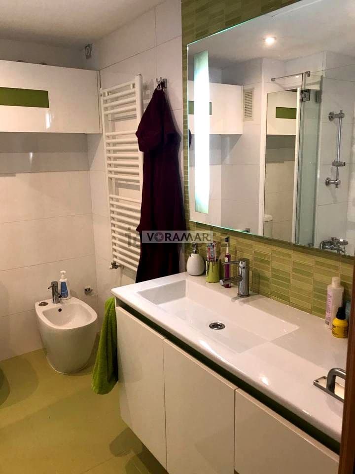 4 bedroom Flat for rent in Alboraya / Alboraia with garage - € 1,800 (Ref: 4644120)