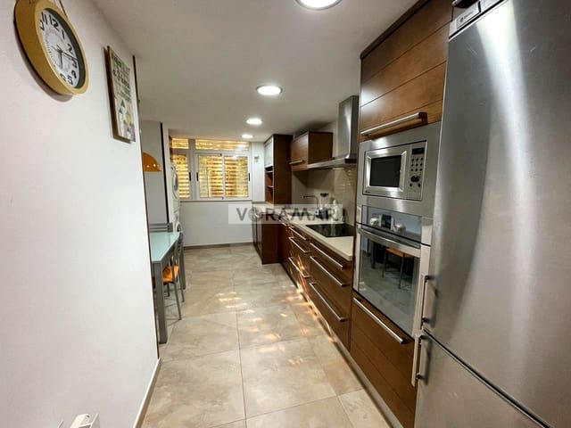 4 bedroom Flat for rent in Alboraya / Alboraia with garage - € 1,800 (Ref: 4644120)