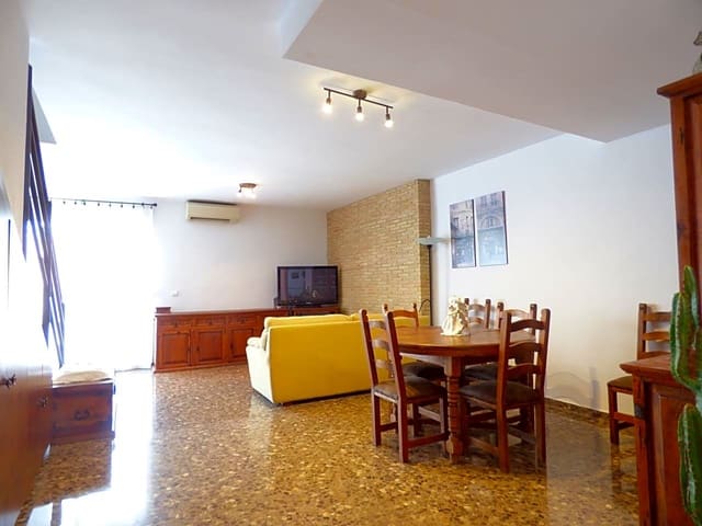 3 soveværelse Lejlighed til leje i La Malva-Rosa, Valencia by med garage - € 1.700 (Ref: 4731162)