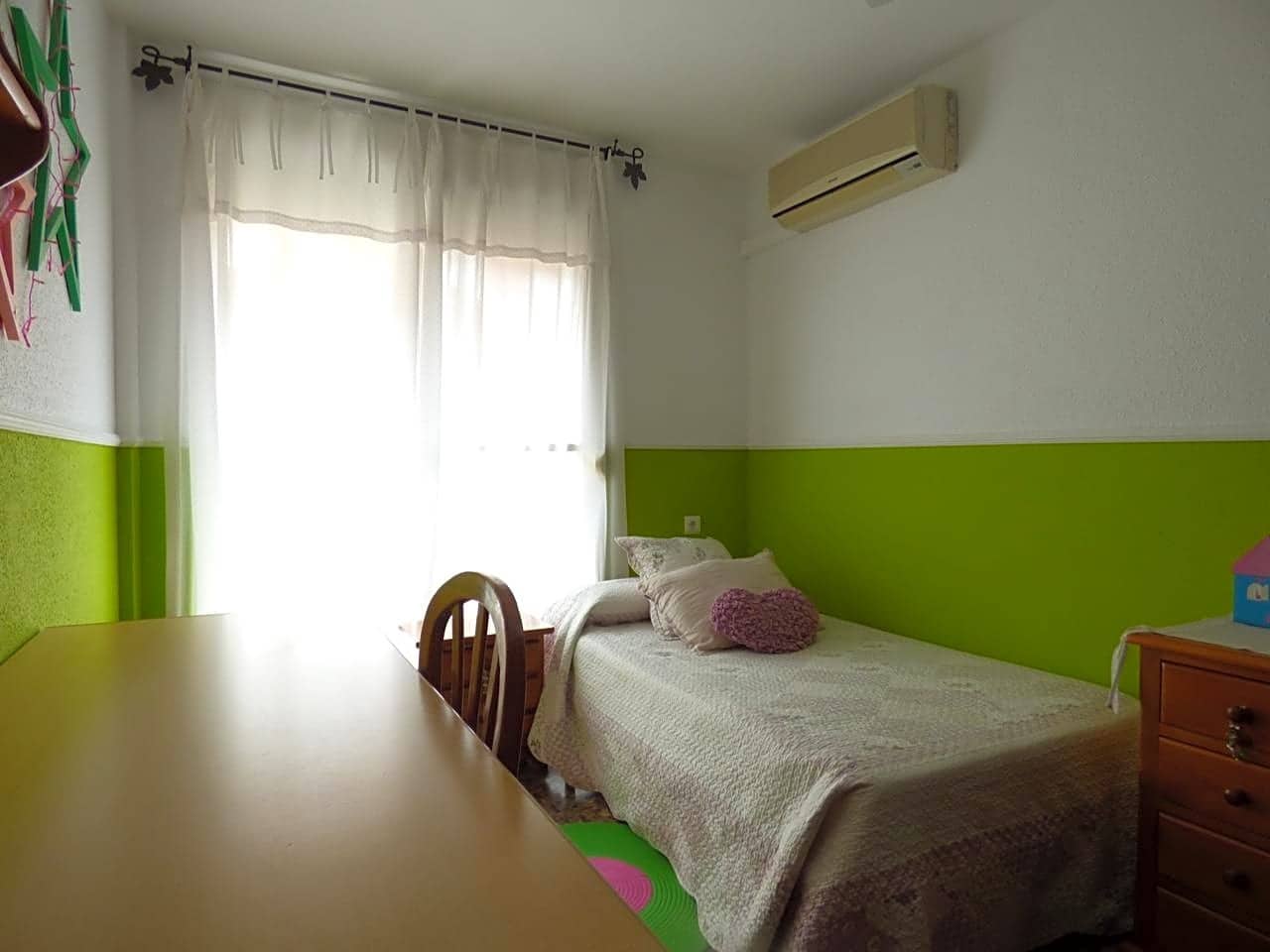 3 soveværelse Lejlighed til leje i Valencia by med garage - € 1.700 (Ref: 4731162)