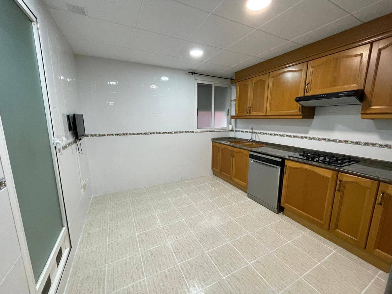 3 makuuhuone Asunto vuokrattavana paikassa Valencia kaupunki mukana 
autotalli - 1 500 € (Ref: 4731162)