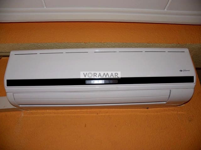 2 soveværelse Lejlighed til salg i La Malva-Rosa, Valencia by - € 166.000 (Ref: 5321095)