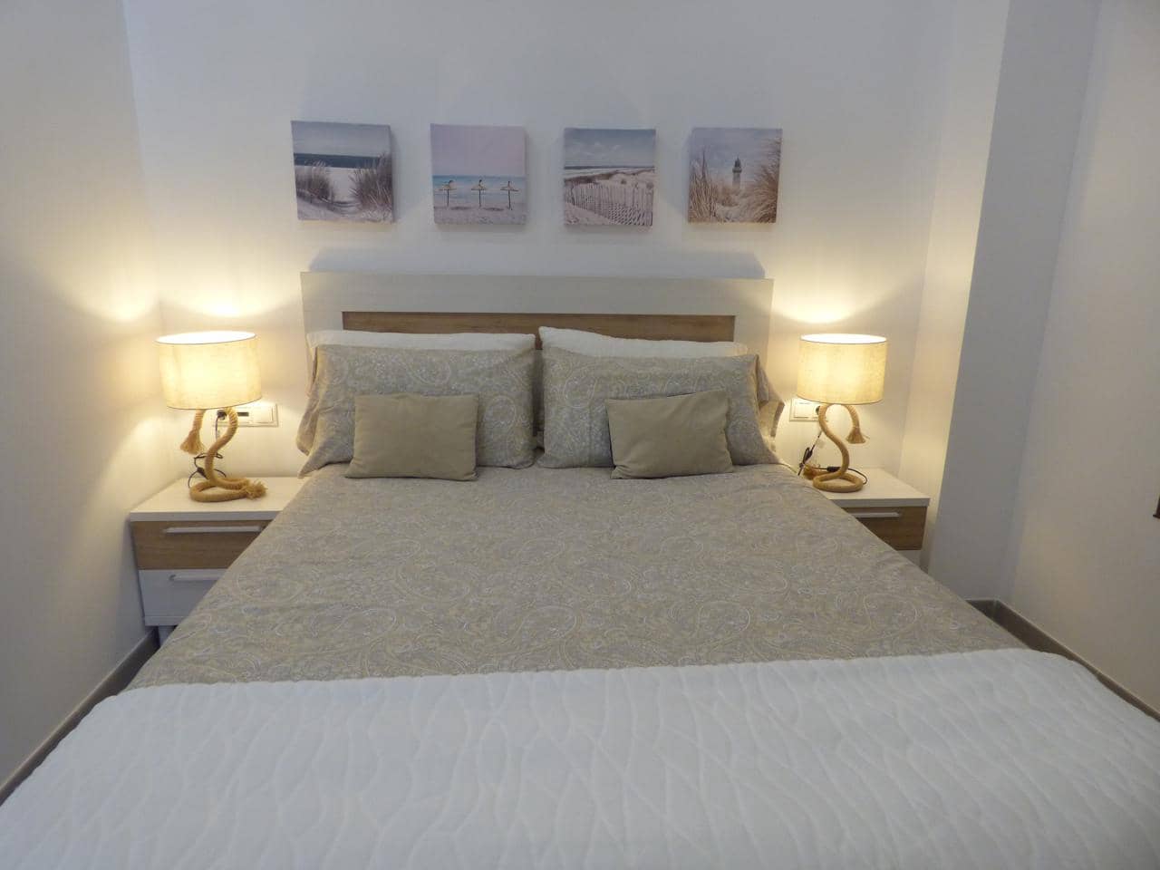 1 bedroom Flat for sale in Valencia city with pool - € 315,000 (Ref: 6274935)