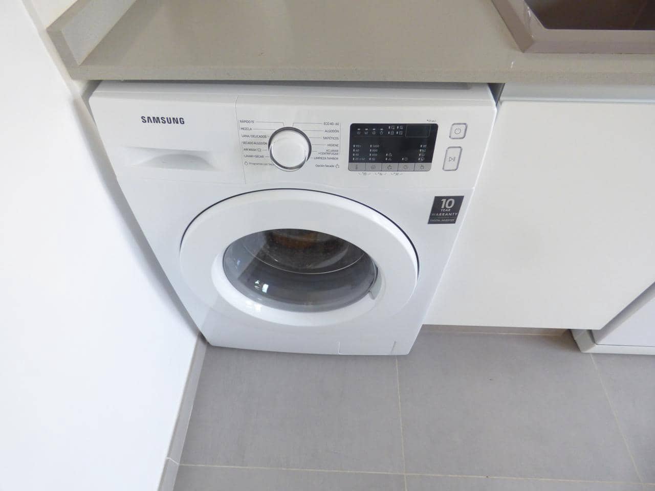 1 bedroom Flat for sale in Valencia city with pool - € 315,000 (Ref: 6274935)