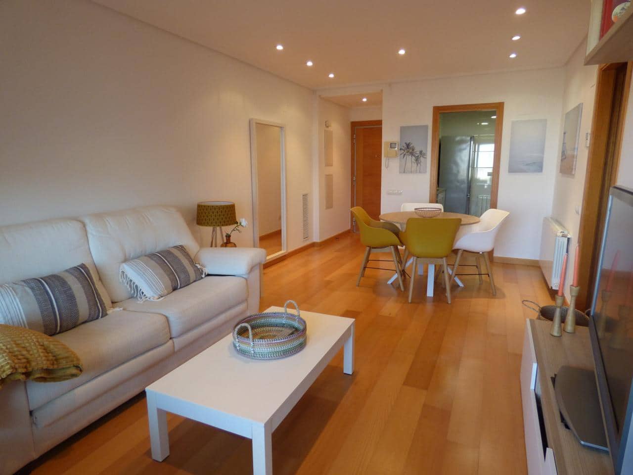 2 soveværelse Lejlighed til leje i Valencia by med swimmingpool garage - € 2.000 (Ref: 6751129)