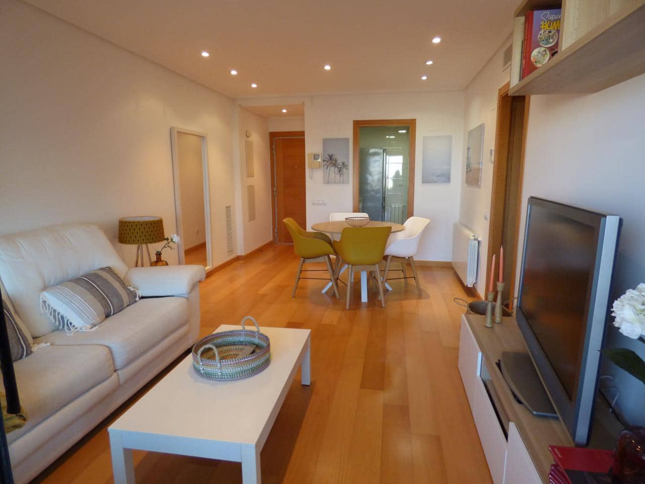 2 soveværelse Lejlighed til leje i Valencia by med swimmingpool garage - € 2.000 (Ref: 6751129)