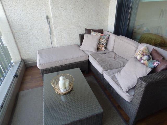 2 soveværelse Lejlighed til leje i Valencia by med swimmingpool garage - € 2.000 (Ref: 6751129)