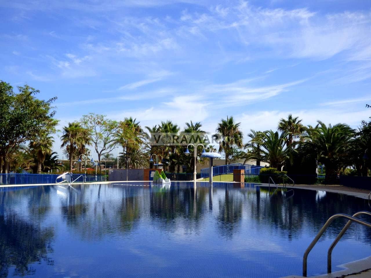 Appartement de 2 chambres à louer à Alboraya / Alboraia avec piscine garage - 1 600 € (Ref: 7074667)