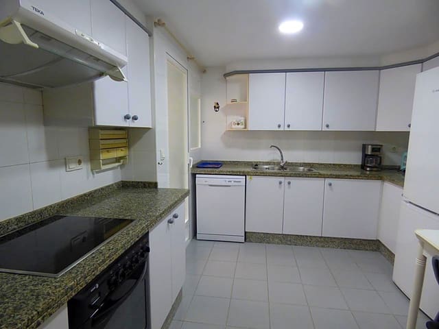 3 sovrum Lägenhet att hyra i Alboraya / Alboraia med garage - 1 300 € (Ref: 7976320)