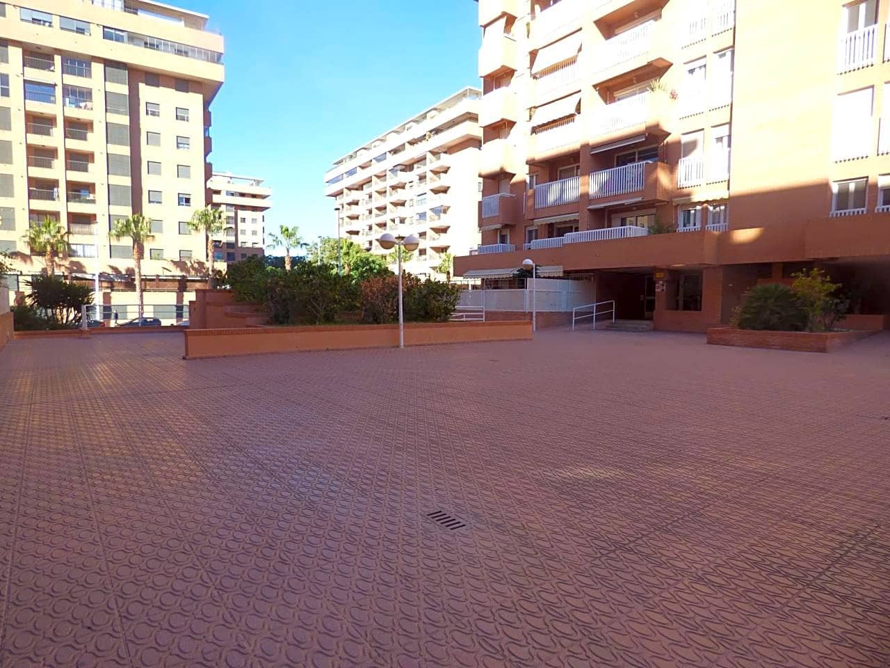 3 sovrum Lägenhet att hyra i Alboraya / Alboraia med garage - 1 300 € (Ref: 7976320)