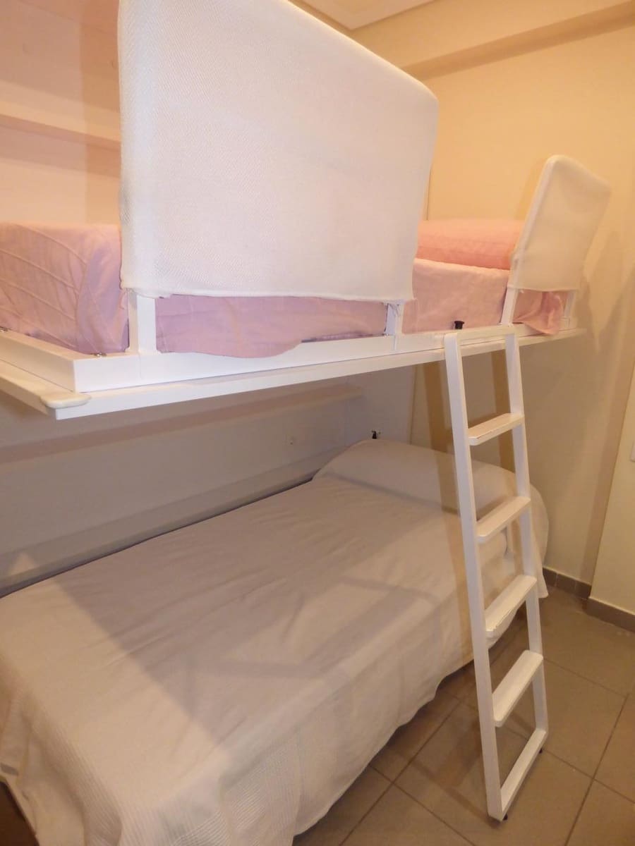 2 soverom Leilighet til leie i Alboraya / Alboraia med svømmebasseng garasje - € 1 400 (Ref: 8052795)