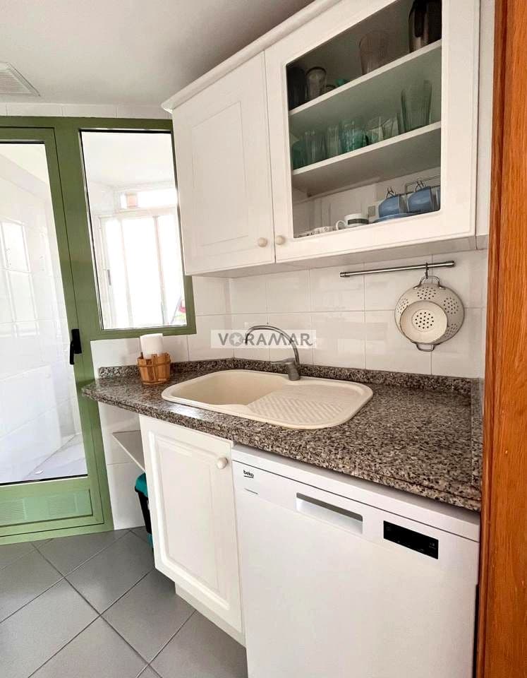 Appartement de 2 chambres à louer à Alboraya / Alboraia avec piscine garage - 3 200 € (Ref: 8343594)