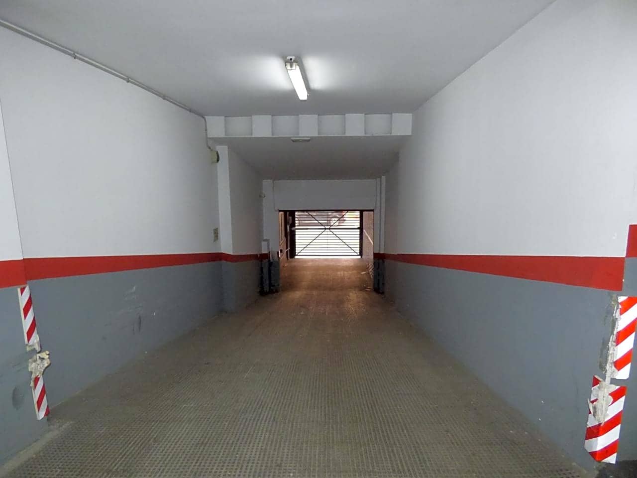 Garasje til salgs i Valencia by - € 18 000 (Ref: 8439622)