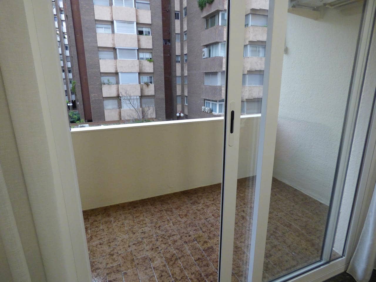 1 sypialnia Mieszkanie do wynajęcia w Miasto Walencja - 850 € (Ref: 8469155)