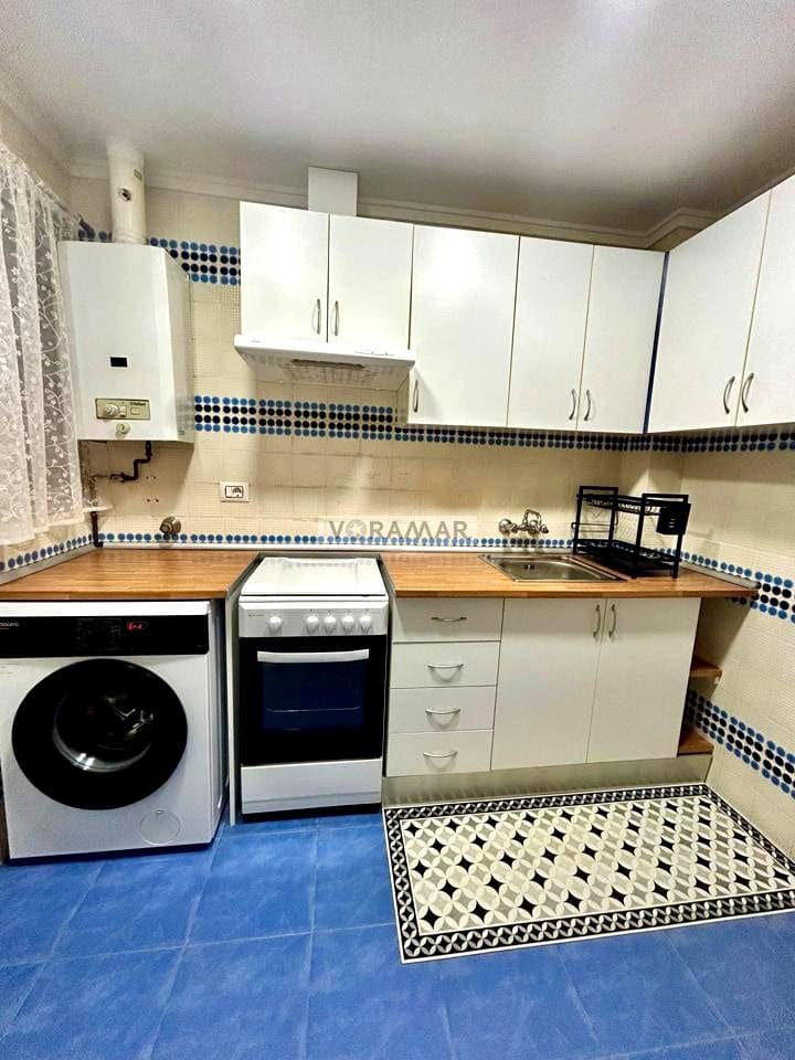 1 soveværelse Lejlighed til leje i Valencia by - € 900 (Ref: 8626074)