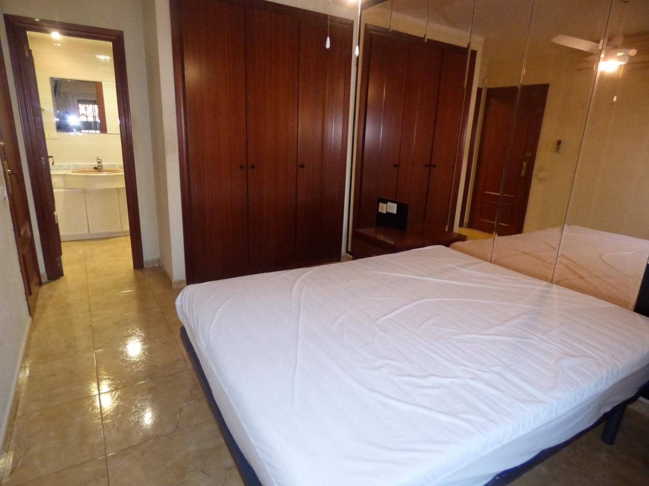 2 soveværelse Lejlighed til salg i Valencia by - € 265.000 (Ref: 8814660)