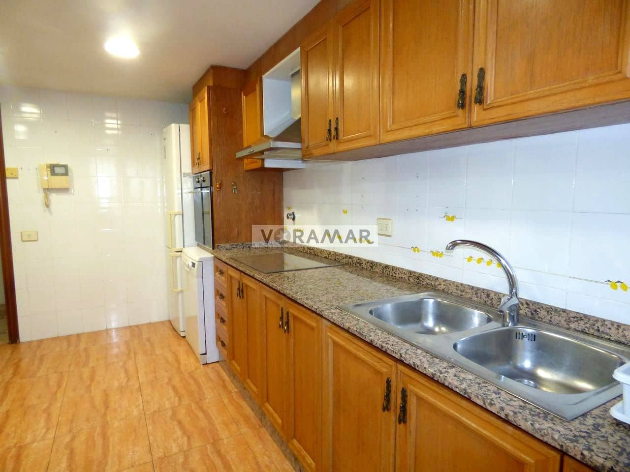 2 slaapkamer Flat te koop in Valencia stad - € 265.000 (Ref: 8814660)