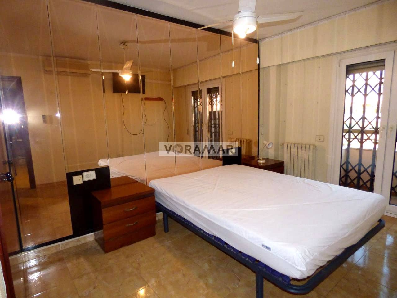 2 slaapkamer Flat te koop in Valencia stad - € 265.000 (Ref: 8814660)