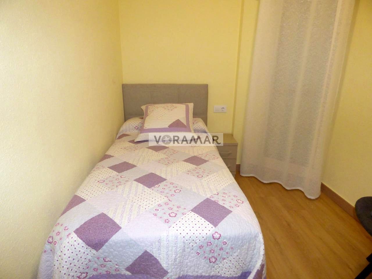 4 Zimmer Wohnung zu vermieten in Valencia Stadt - 1.500 € (Ref: 8930734)