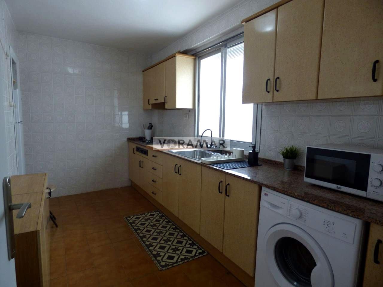 3 quarto Apartamento para arrendar em Valencia cidade - 1 300 € (Ref: 8931405)