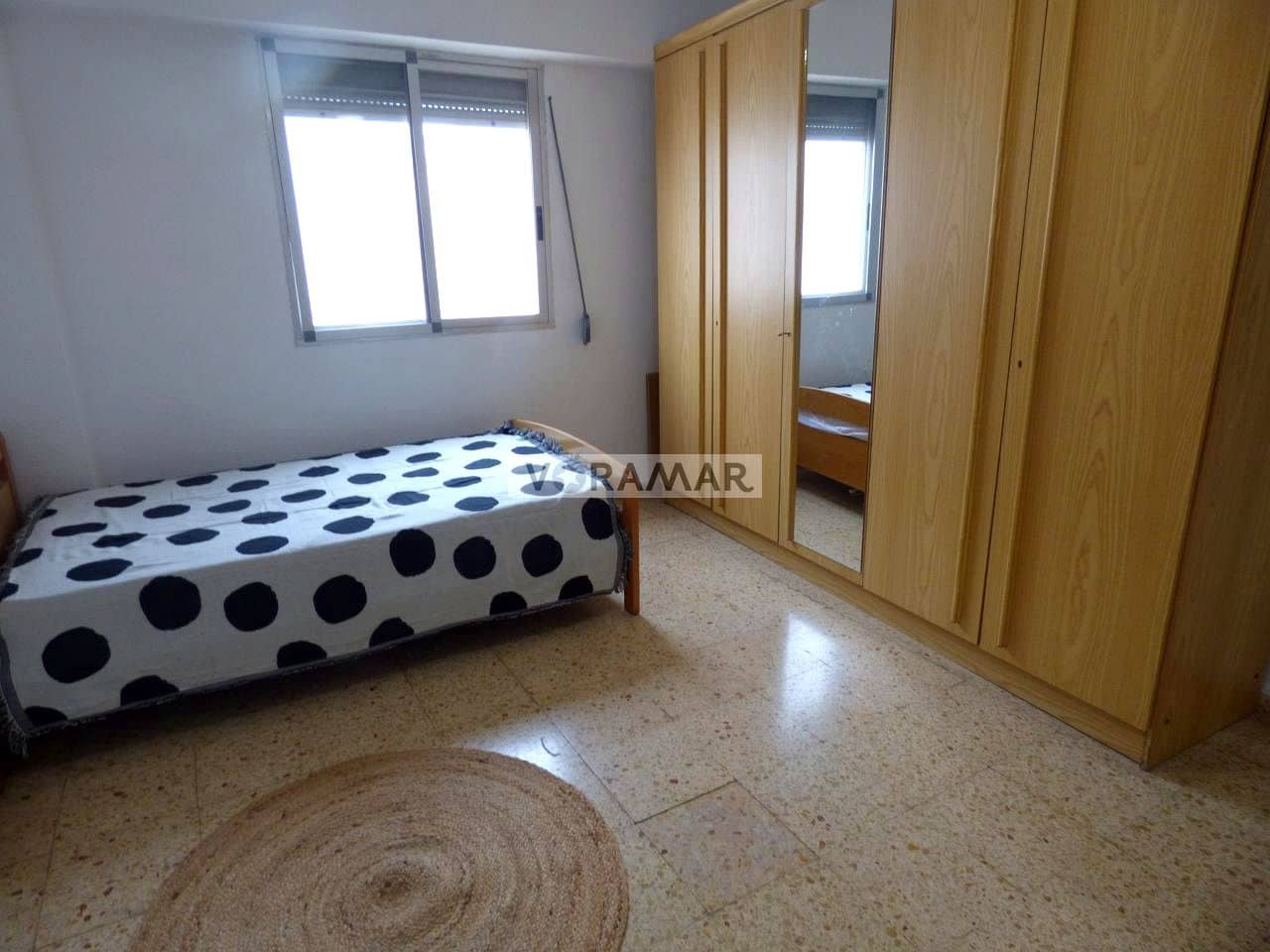 3 quarto Apartamento para arrendar em Valencia cidade - 1 300 € (Ref: 8931405)