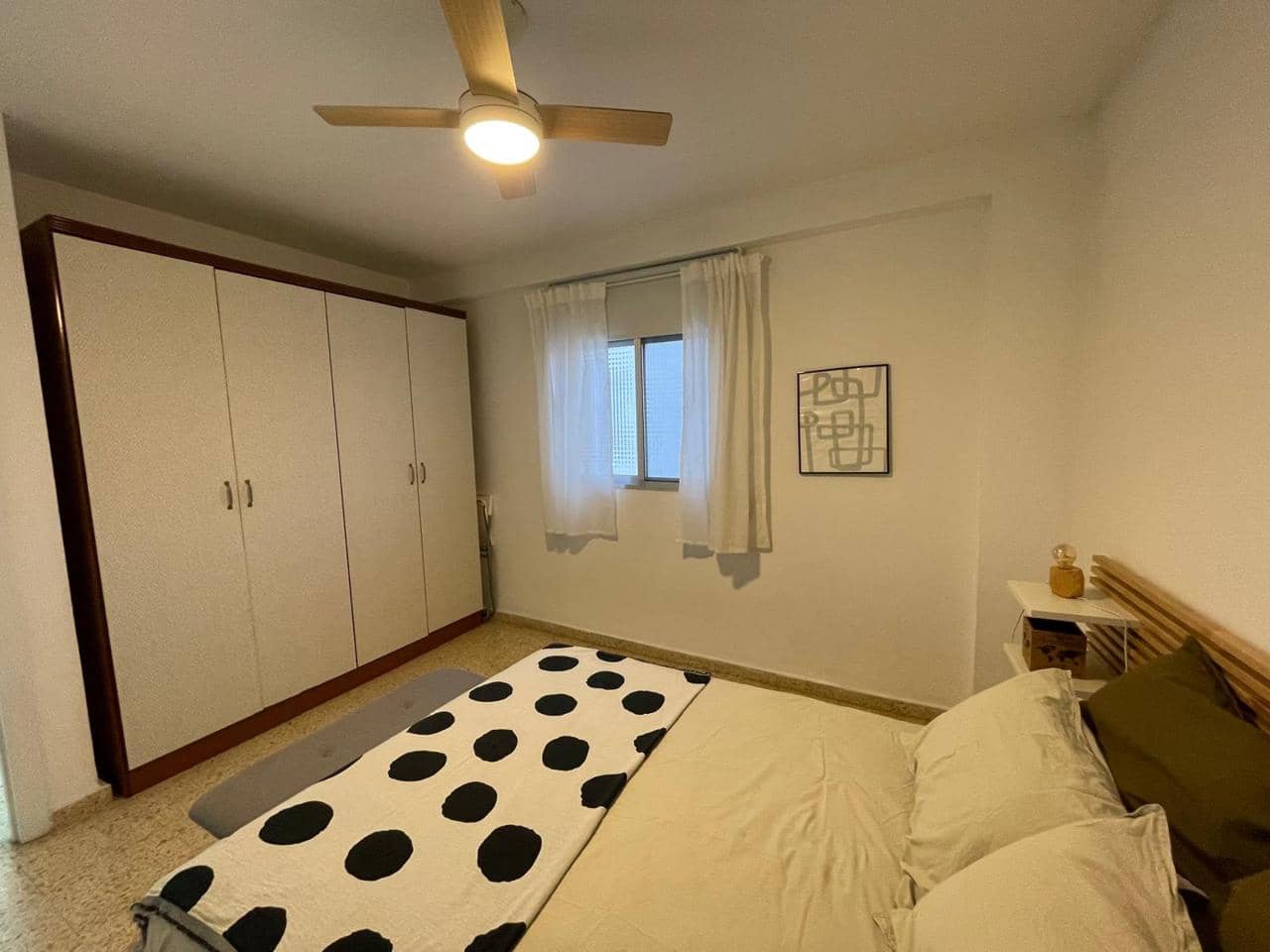 3 sovrum Lägenhet att hyra i Valencia stad - 1 300 € (Ref: 8931405)