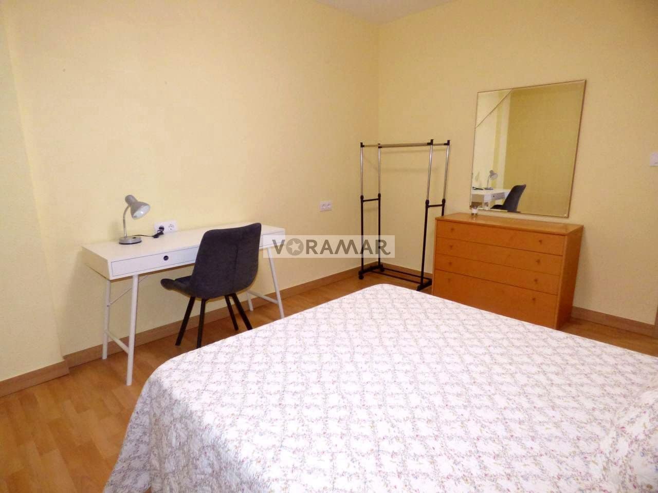 4 soveværelse Lejlighed til leje i Valencia by - € 2.000 (Ref: 8931551)