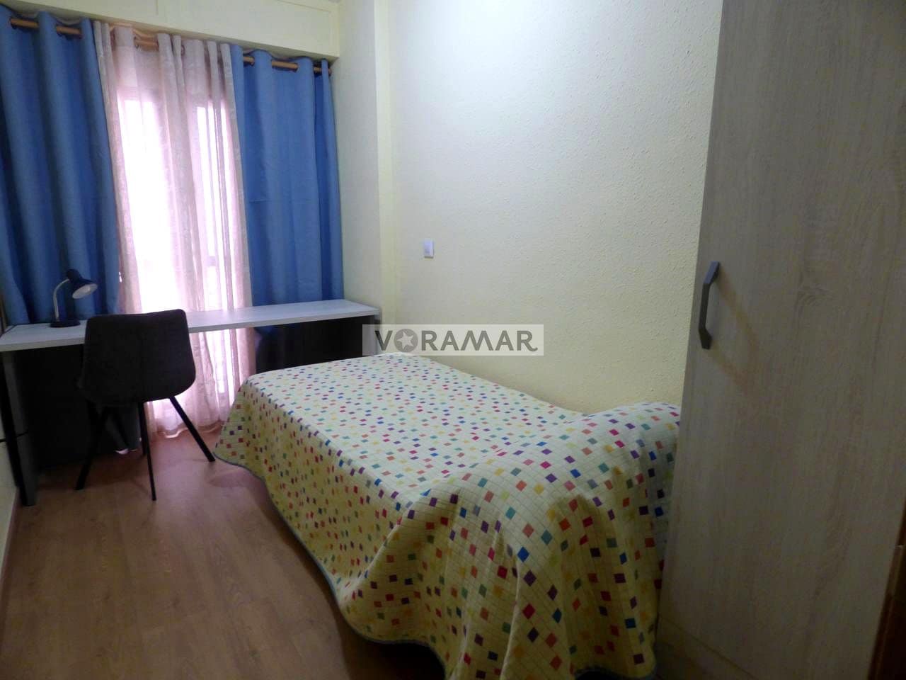 4 soveværelse Lejlighed til leje i Valencia by - € 2.000 (Ref: 8931551)