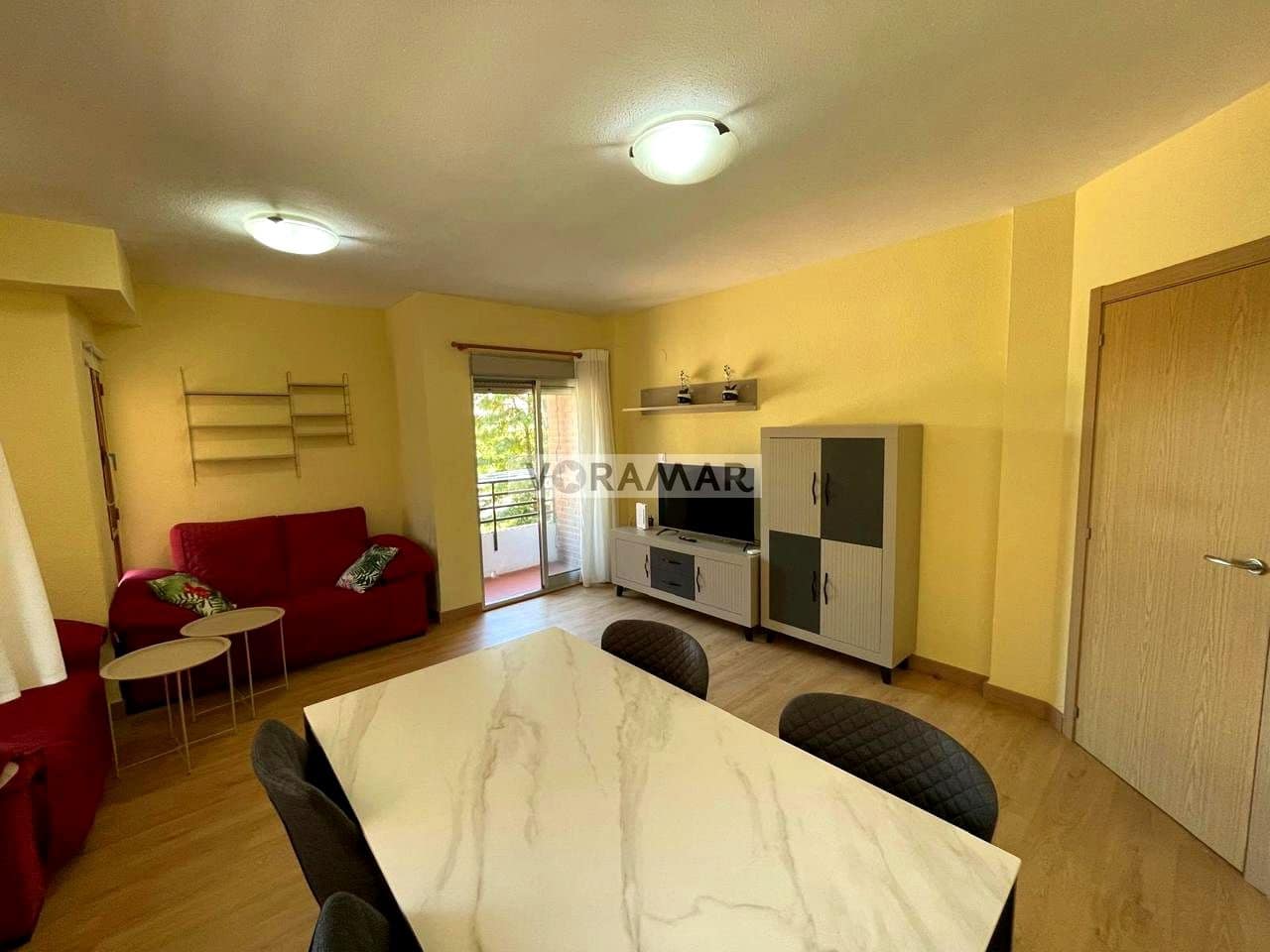 Appartement de 4 chambres à louer à Valence ville - 2 000 € (Ref: 8931551)