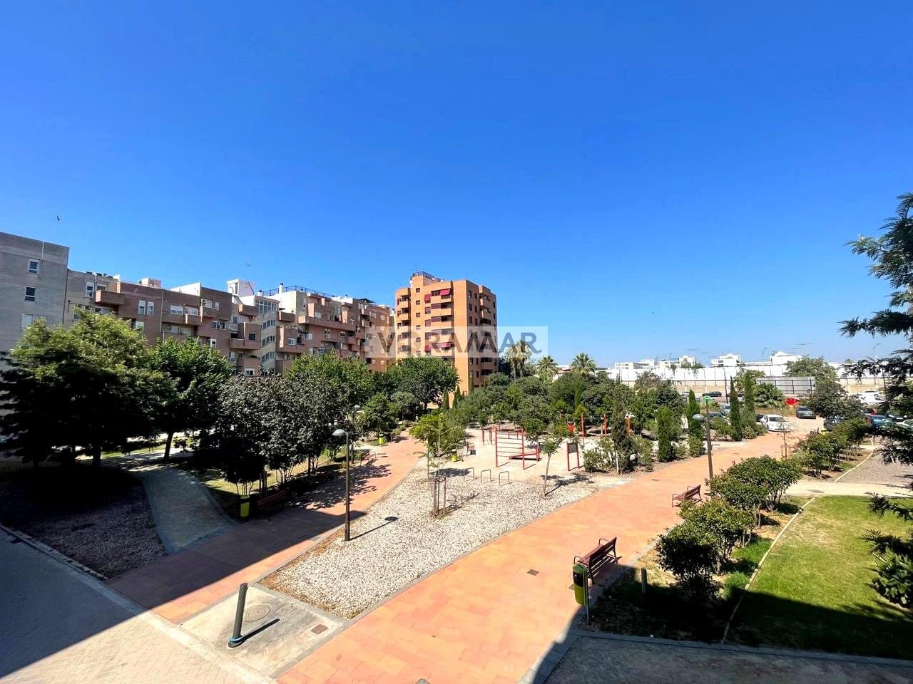 Appartement de 4 chambres à louer à Valence ville - 2 000 € (Ref: 8931551)