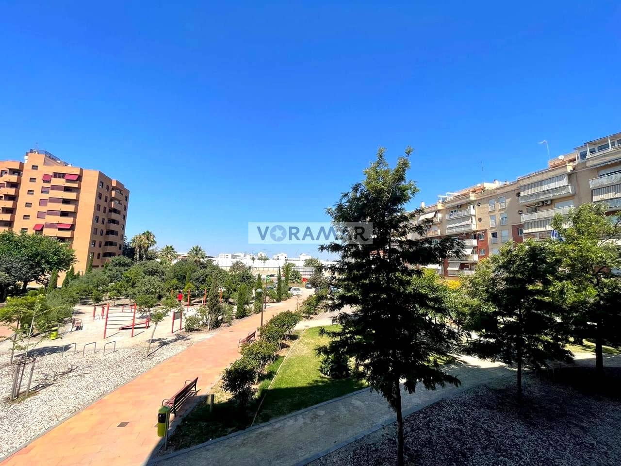 Appartement de 4 chambres à louer à Valence ville - 2 000 € (Ref: 8931551)