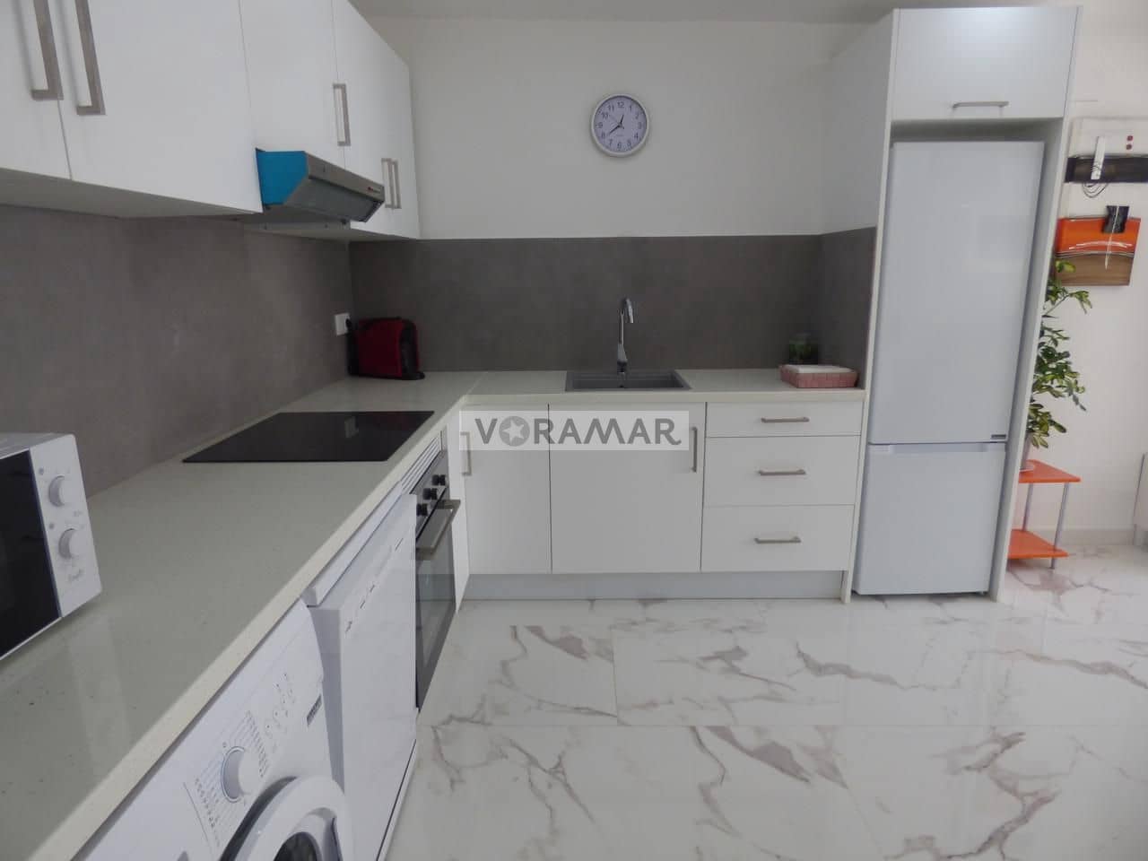 2 bedroom Flat for rent in Valencia city - € 1,400 (Ref: 9002048)