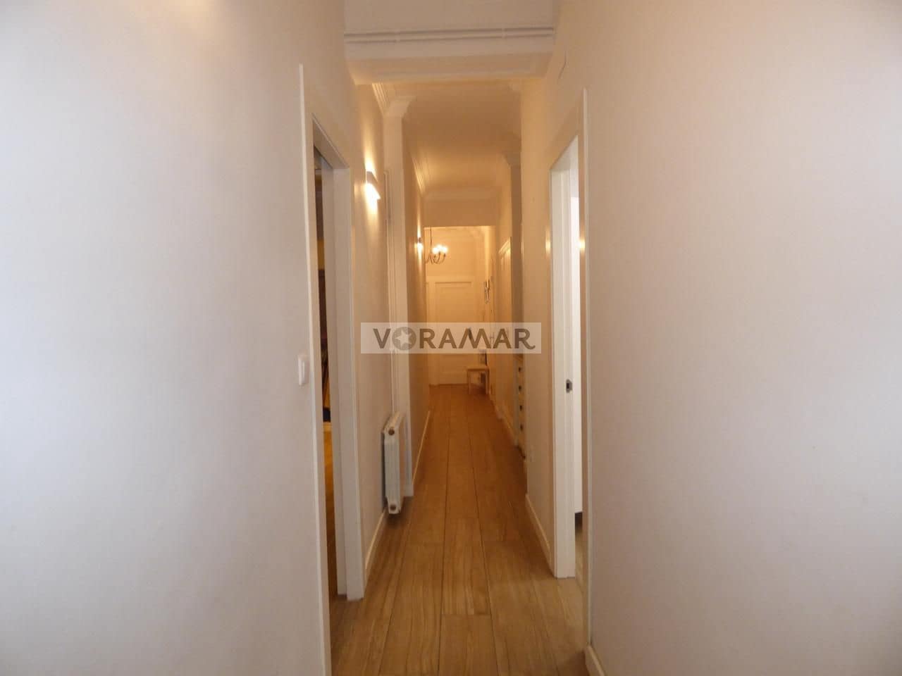 4 sypialnia Mieszkanie do wynajęcia w Miasto Walencja - 2 100 € (Ref: 9109864)