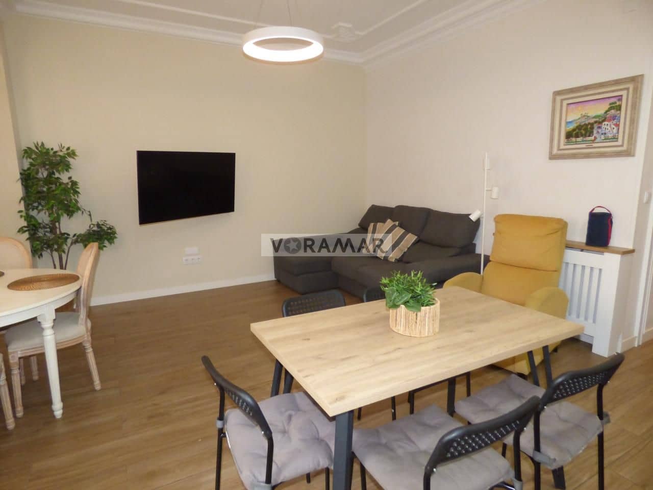 4 sypialnia Mieszkanie do wynajęcia w Miasto Walencja - 2 100 € (Ref: 9109864)