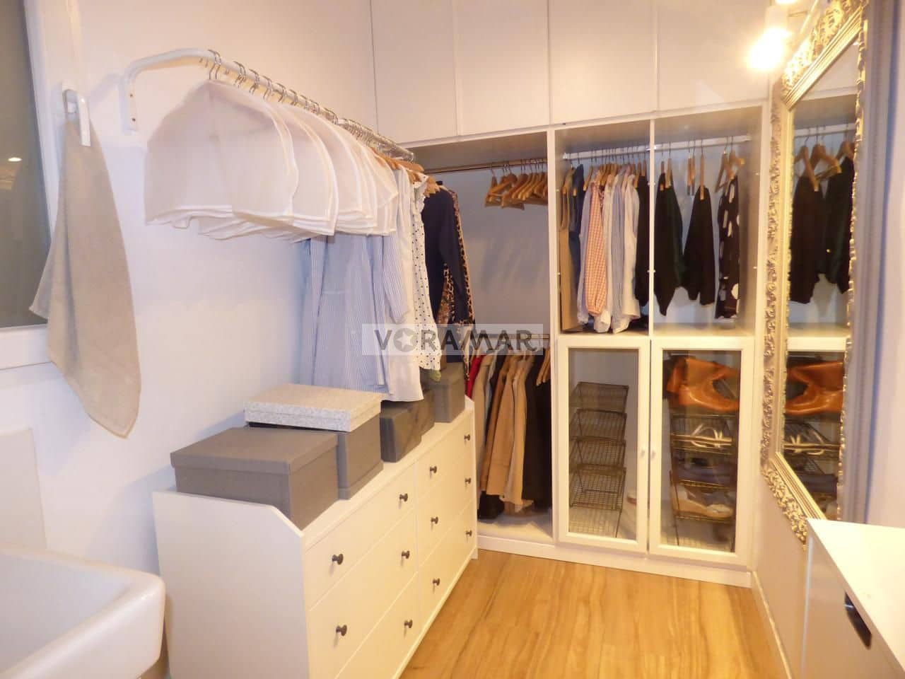 4 sypialnia Mieszkanie do wynajęcia w Miasto Walencja - 2 100 € (Ref: 9109864)