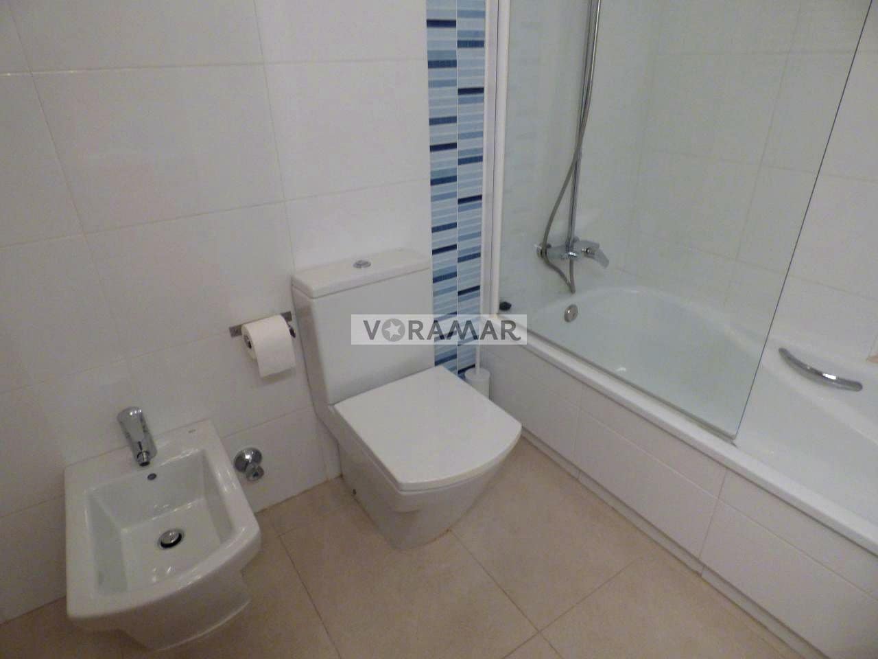 2 sovrum Lägenhet att hyra i Valencia stad med pool garage - 1 400 € (Ref: 9115177)