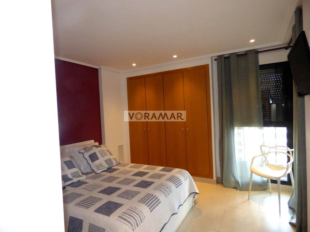 2 sovrum Lägenhet att hyra i Valencia stad med pool garage - 1 400 € (Ref: 9115177)