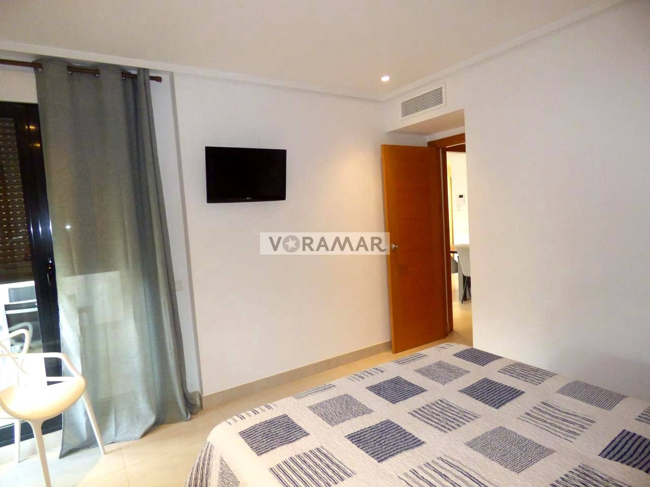 2 sovrum Lägenhet att hyra i Valencia stad med pool garage - 1 400 € (Ref: 9115177)