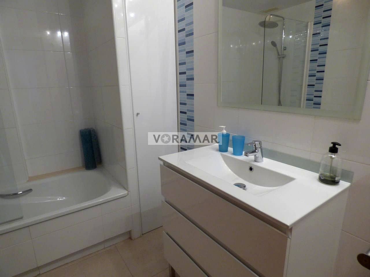 2 sovrum Lägenhet att hyra i Valencia stad med pool garage - 1 400 € (Ref: 9115177)