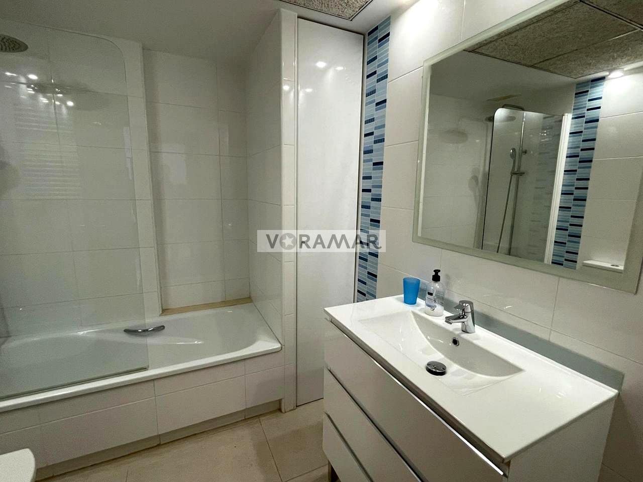 2 sovrum Lägenhet att hyra i Valencia stad med pool garage - 1 400 € (Ref: 9115177)